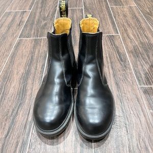 Dr. Martens 2976 Smooth Leather Chelsea Boots